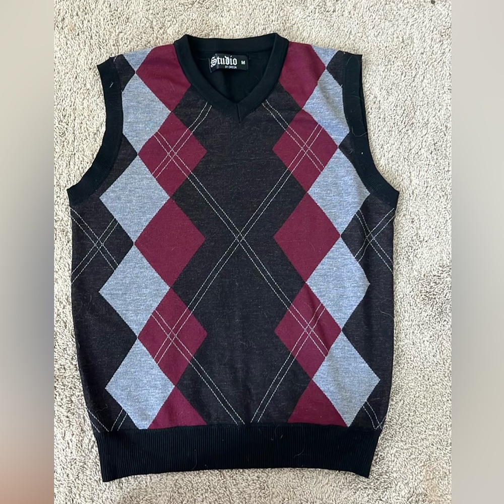 Studio sweater vest